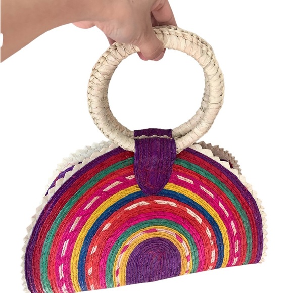New Colorful Woven Handbag - Picture 1 of 7